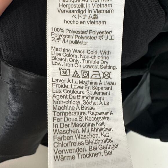 Madewell Easy Pleated Trouser Shorts Crepe Jet Black Relaxed Classic US 4 NWT - Picture 10 of 13